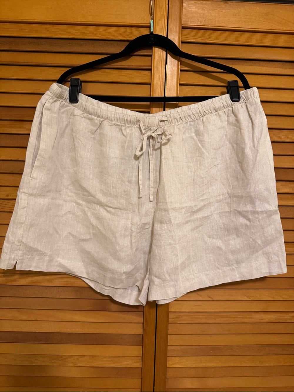 H&M Women's Light Beige Linen Drawstring Shorts